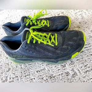 Hoka one one torrent trail runner men’s size 11